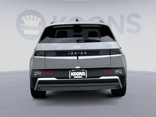 2025 Hyundai IONIQ 5 SEL
