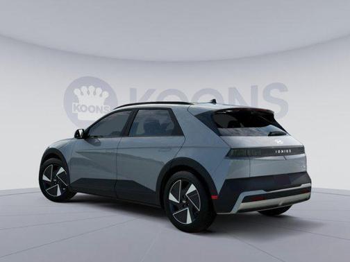 2025 Hyundai IONIQ 5 SEL
