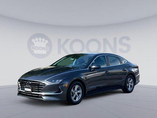 2022 Hyundai SONATA SE