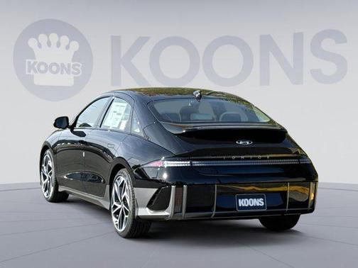 2025 Hyundai IONIQ 6 Limited