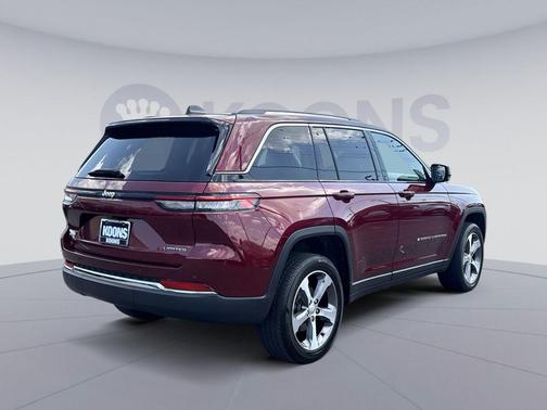 Velvet Red Pearlcoat 2023 Jeep Grand Cherokee Limited
