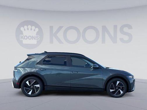 2025 Hyundai IONIQ 5 SEL