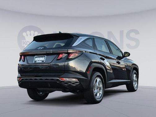 2023 Hyundai TUCSON SE