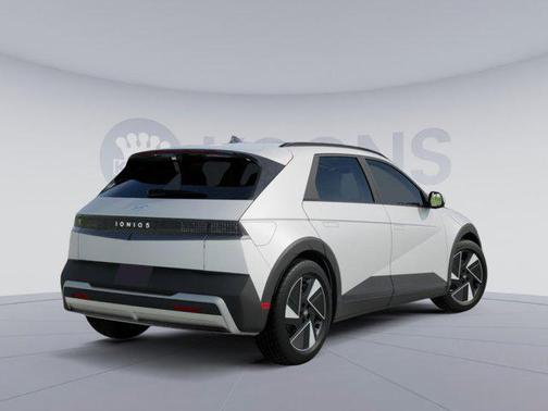 2025 Hyundai IONIQ 5 SEL
