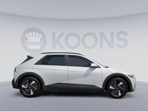 2025 Hyundai IONIQ 5 SEL
