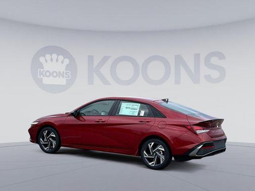 2025 Hyundai ELANTRA Sport