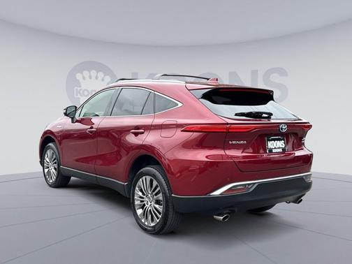 Ruby Flare Pearl 2021 Toyota Venza XLE