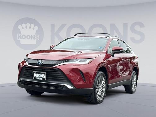 Ruby Flare Pearl 2021 Toyota Venza XLE