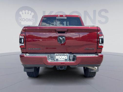 Delmonico Red Pearlcoat 2022 RAM 2500 Laramie Crew Cab 4x4 6'4' Box