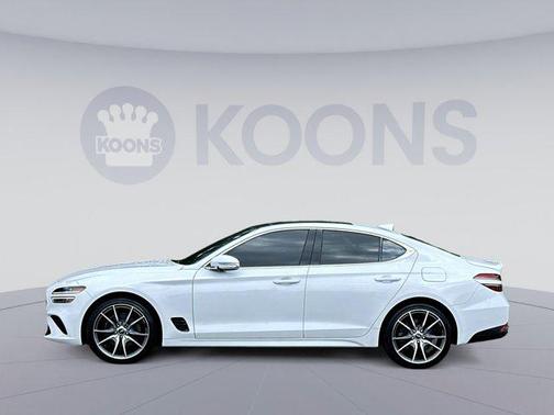 2022 Genesis G70 2.0T AWD