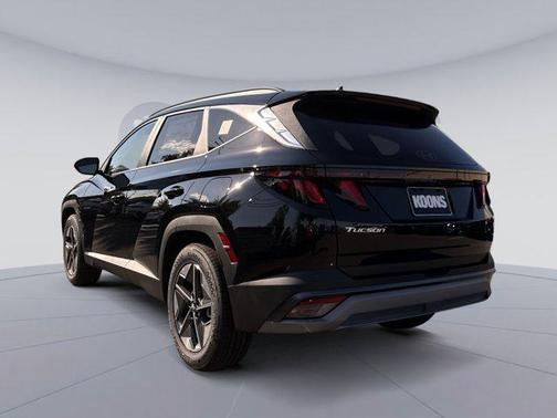 Phantom Black 2026 Hyundai TUCSON SEL