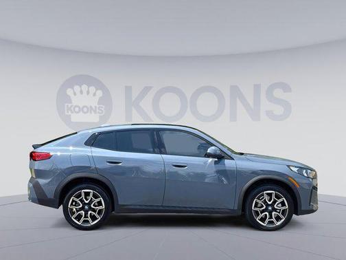 2025 BMW X2 xDrive28i
