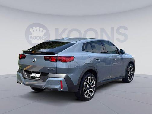 2025 BMW X2 xDrive28i