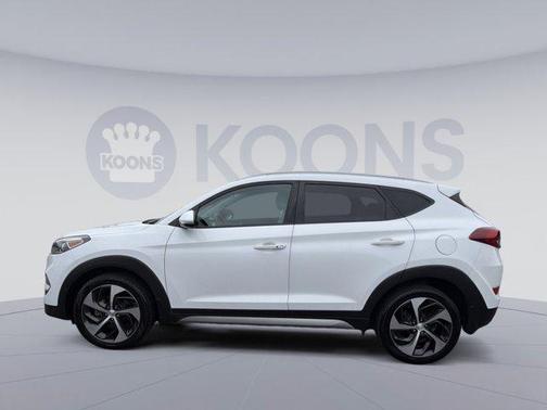 Winter White 2017 Hyundai TUCSON Sport
