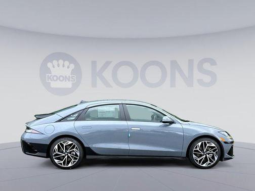 2025 Hyundai IONIQ 6 SEL