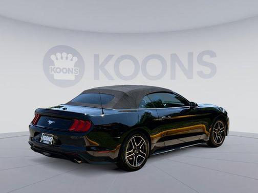 2022 Ford Mustang EcoBoost Premium