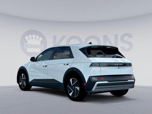 2025 Hyundai IONIQ 5 SE