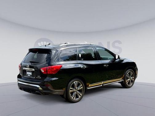 2018 Nissan Pathfinder Platinum