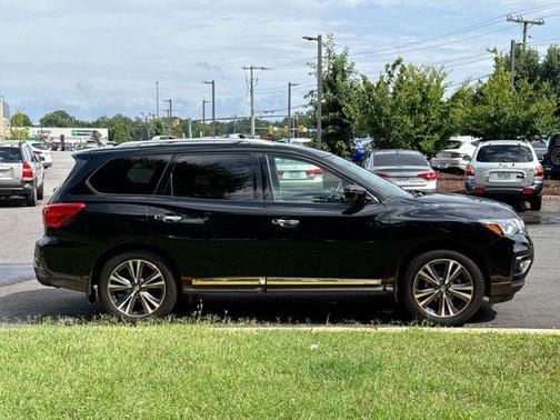2018 Nissan Pathfinder Platinum