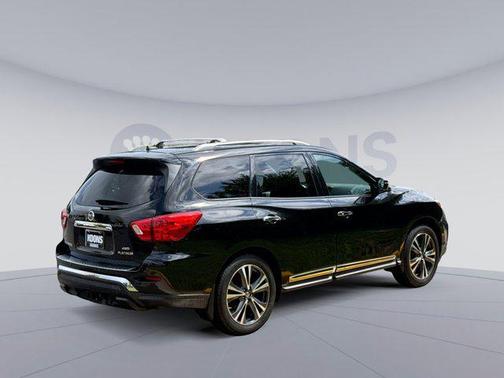 2018 Nissan Pathfinder Platinum
