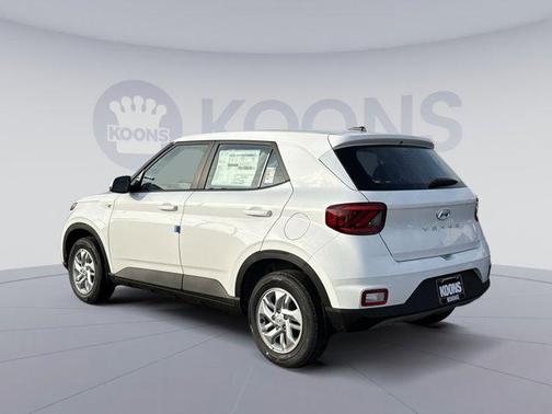2026 Hyundai VENUE SE