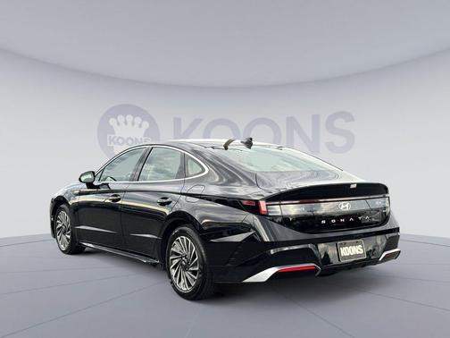 Abyss Black 2025 Hyundai SONATA Hybrid SE