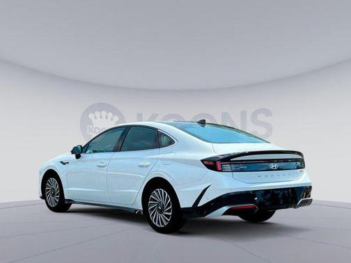 2025 Hyundai SONATA Hybrid Limited