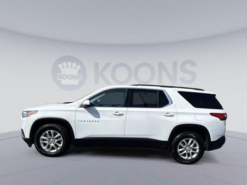 Summit White 2021 Chevrolet Traverse LT Cloth
