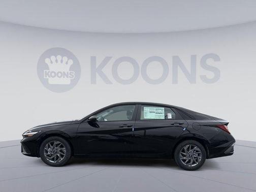 2026 Hyundai ELANTRA HEV Blue