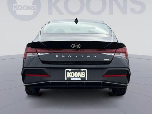 2026 Hyundai ELANTRA HEV Blue