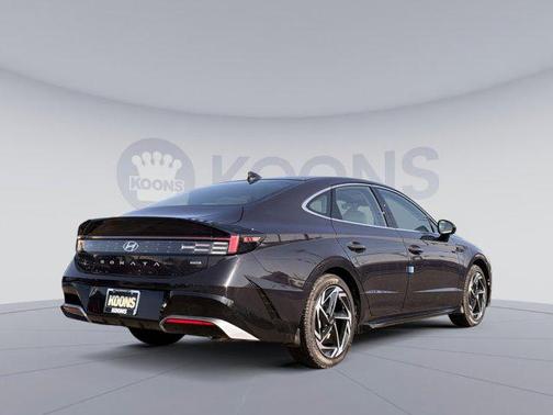 2026 Hyundai SONATA SEL