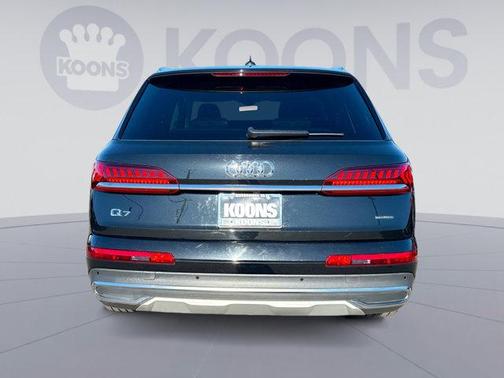 2022 Audi Q7 55 Premium Plus