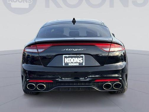 2022 Kia Stinger GT-Line