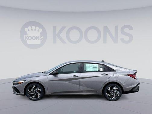 2025 Hyundai ELANTRA Sport