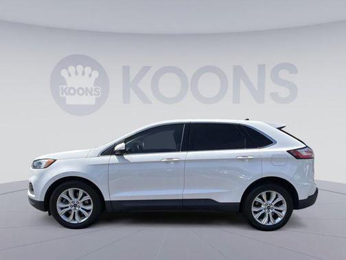 Star White Metallic Tri-Coat 2022 Ford Edge Titanium