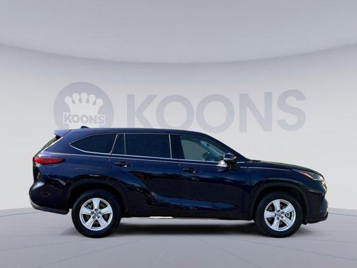 2021 Toyota Highlander LE