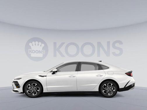 2025 Hyundai SONATA Hybrid SE