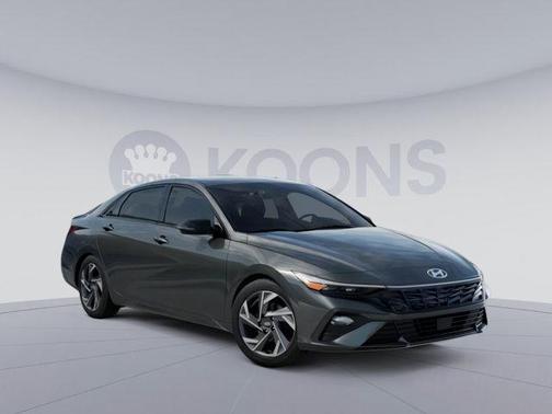 2025 Hyundai ELANTRA Sport