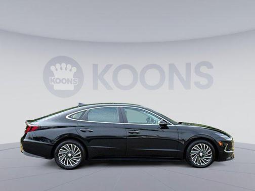 2021 Hyundai SONATA Limited 2.0T