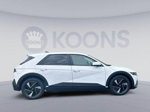 2025 Hyundai IONIQ 5 SE