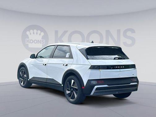 2025 Hyundai IONIQ 5 SE