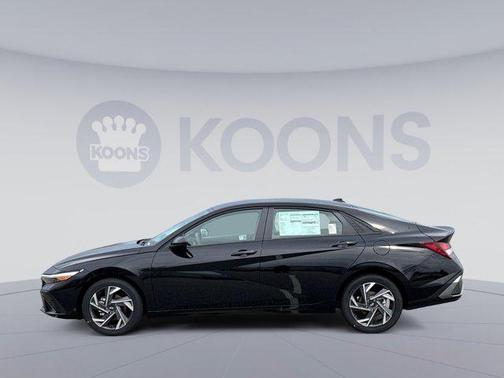 2025 Hyundai ELANTRA Sport