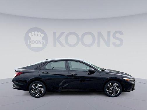 2025 Hyundai ELANTRA Sport