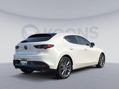2022 Mazda Mazda3 FWD w/Preferred Package