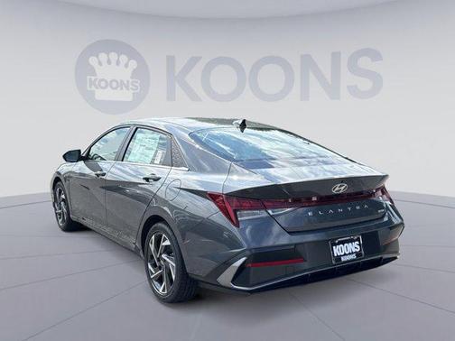 Ecotronic Gray 2026 Hyundai ELANTRA HEV Limited