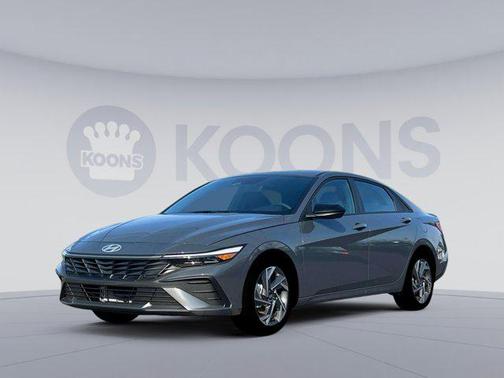 2025 Hyundai ELANTRA Sport