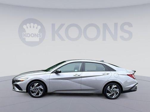 2025 Hyundai ELANTRA Sport