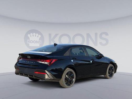 2026 Hyundai ELANTRA Sport