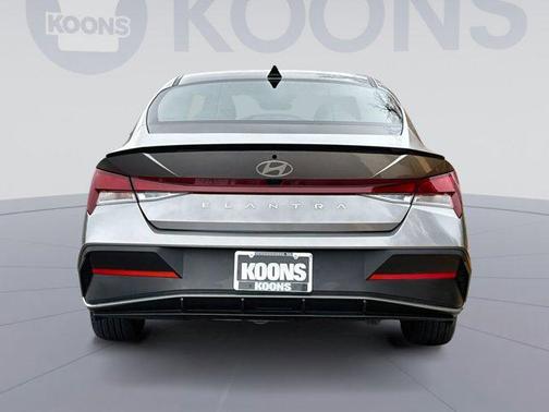 2025 Hyundai ELANTRA Sport