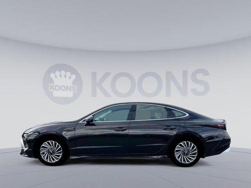 2025 Hyundai SONATA Hybrid Limited